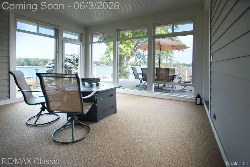 826 Wolverine Drive Wolverine Lake Village MI 48390