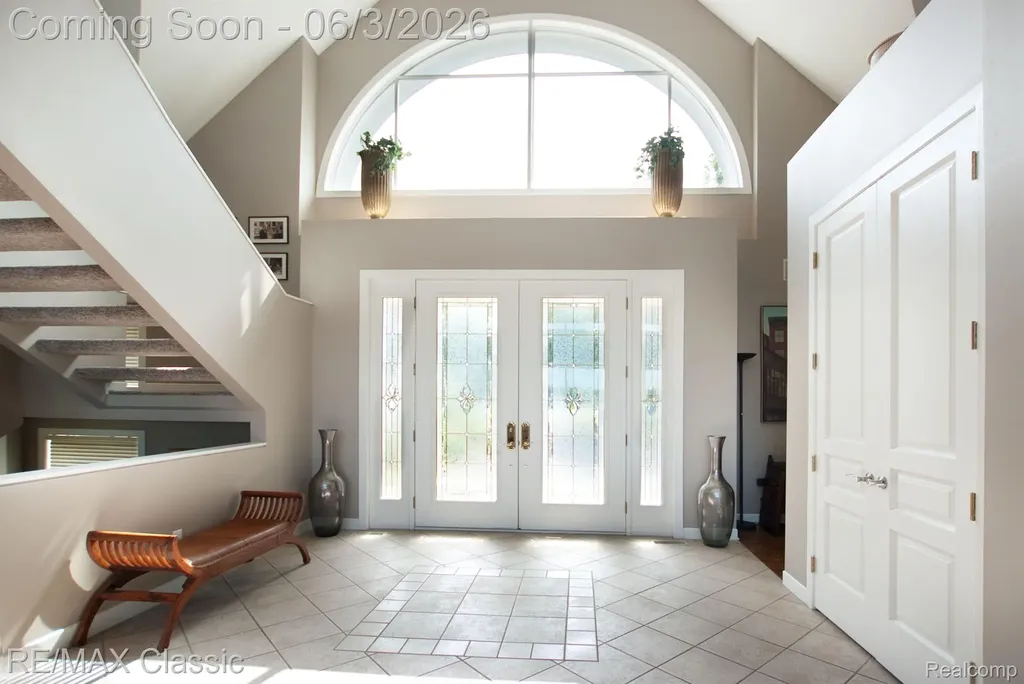 826 Wolverine Drive Wolverine Lake Village MI 48390