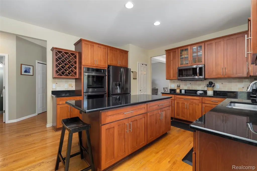 4617 Waterbury Drive Independence Charter Township MI 48348