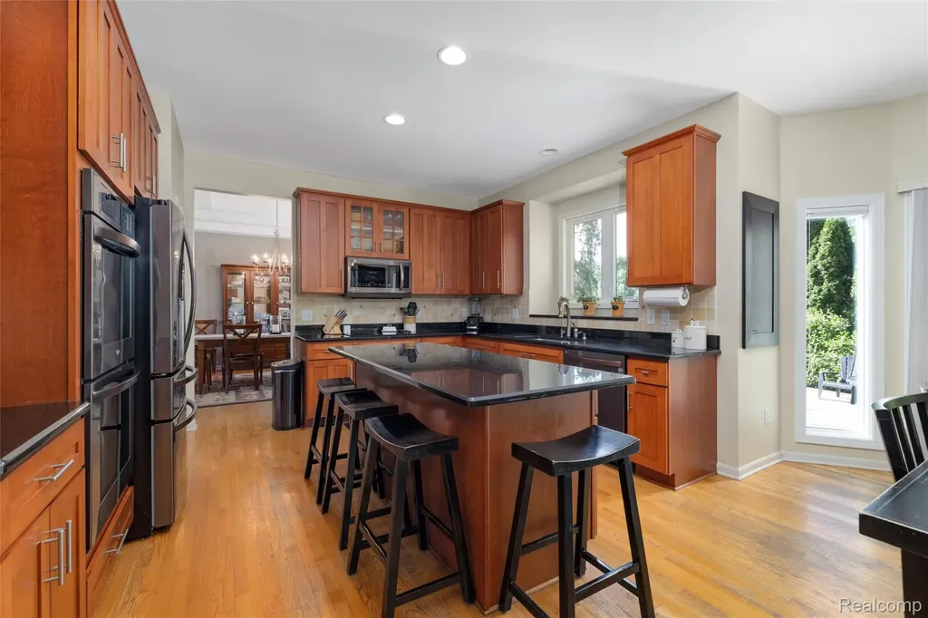 4617 Waterbury Drive Independence Charter Township MI 48348