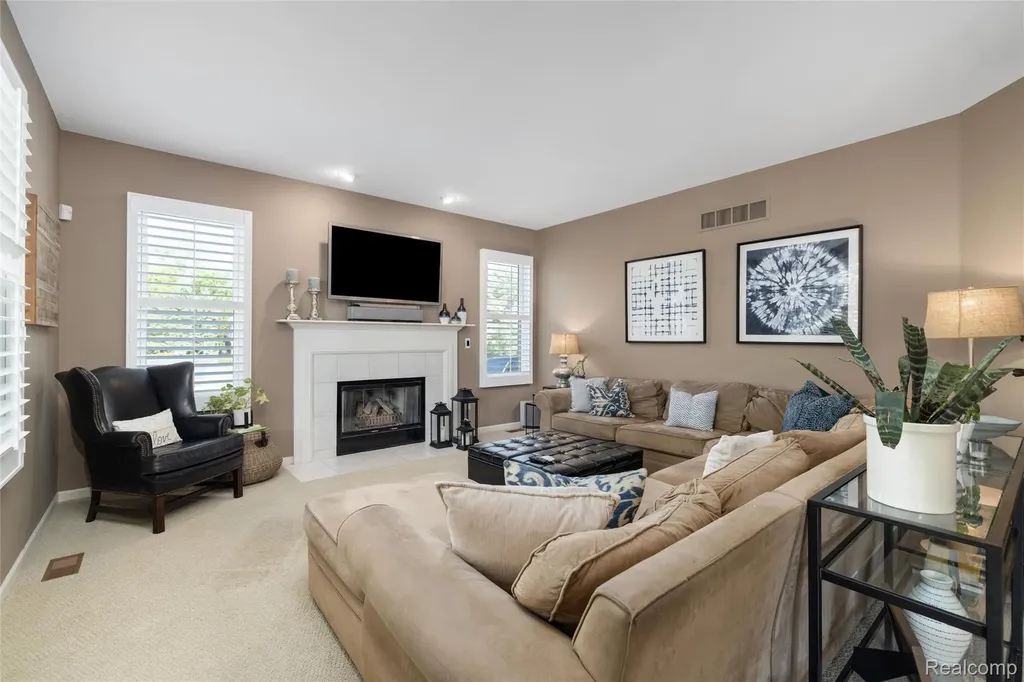4617 Waterbury Drive Independence Charter Township MI 48348