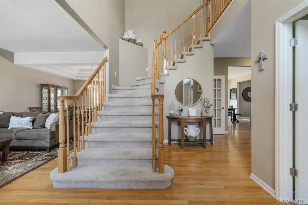 4617 Waterbury Drive Independence Charter Township MI 48348