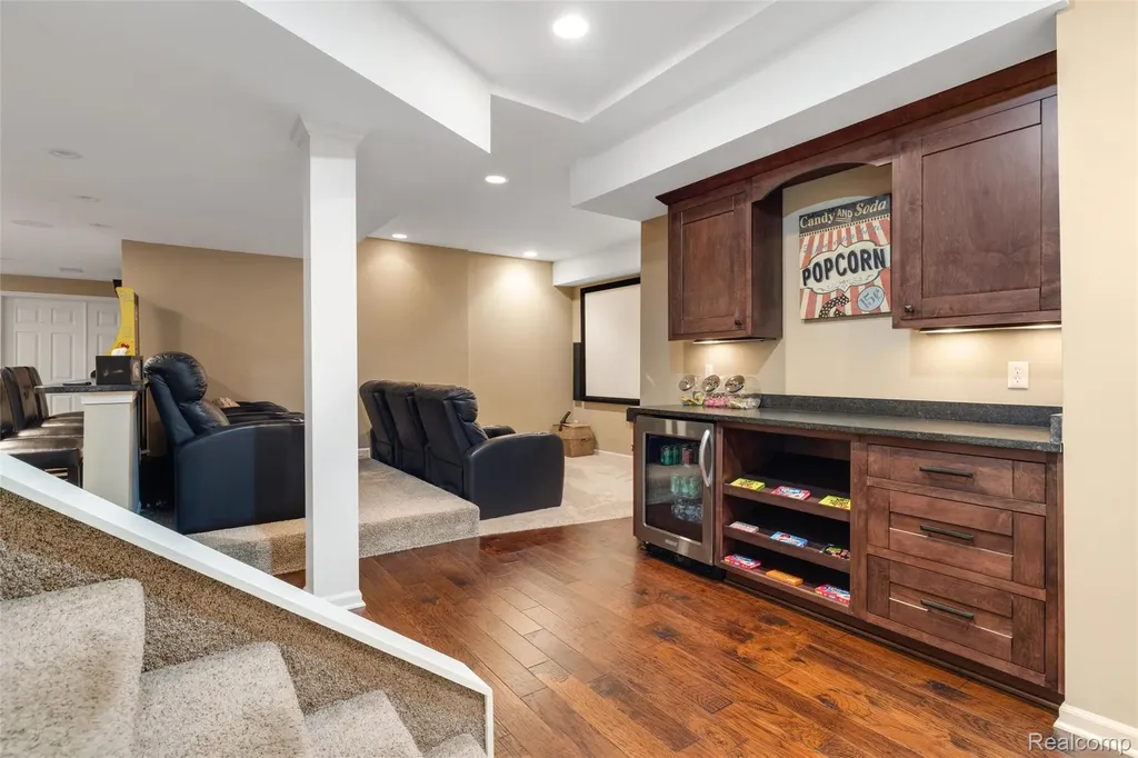 4617 Waterbury Drive Independence Charter Township MI 48348