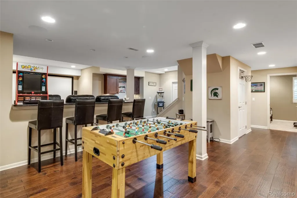 4617 Waterbury Drive Independence Charter Township MI 48348
