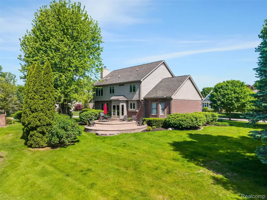 4617 Waterbury Drive Independence Charter Township MI 48348