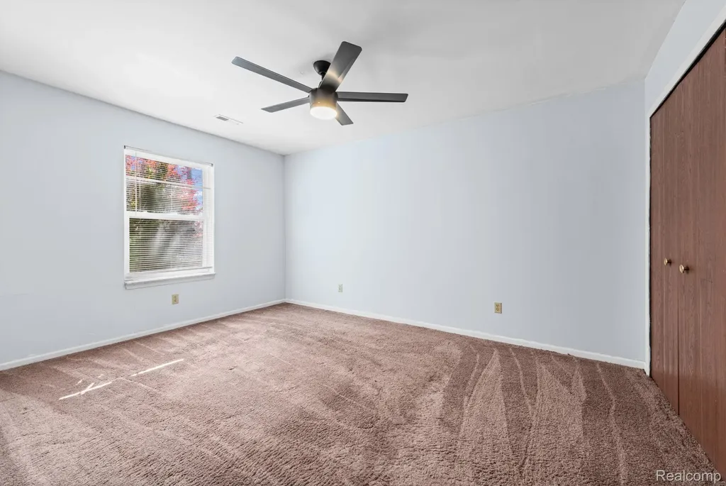 23622 Cottrell Street Clinton Charter Township MI 48035