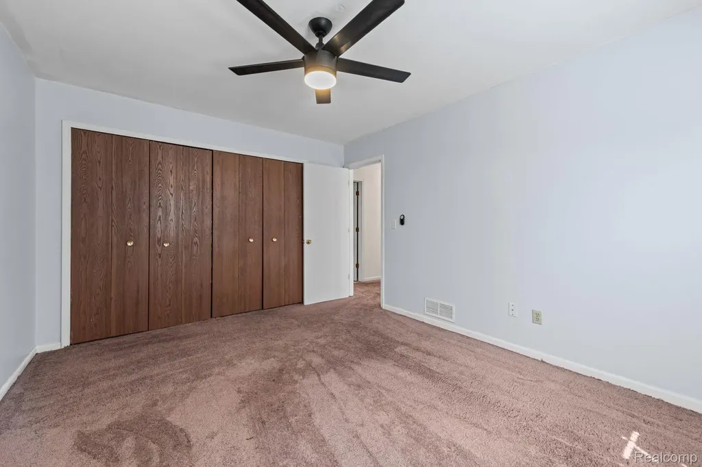 23622 Cottrell Street Clinton Charter Township MI 48035