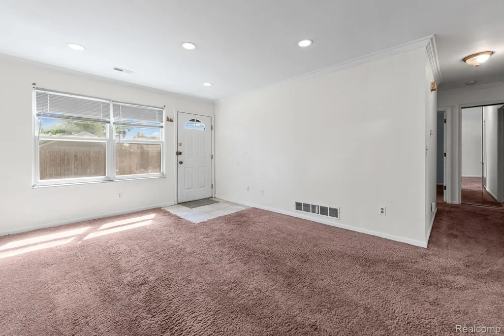 23622 Cottrell Street Clinton Charter Township MI 48035