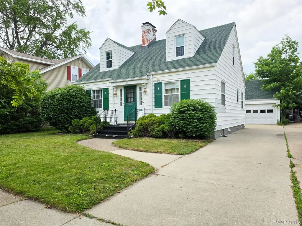 1333 Court Street Port Huron City MI 48060