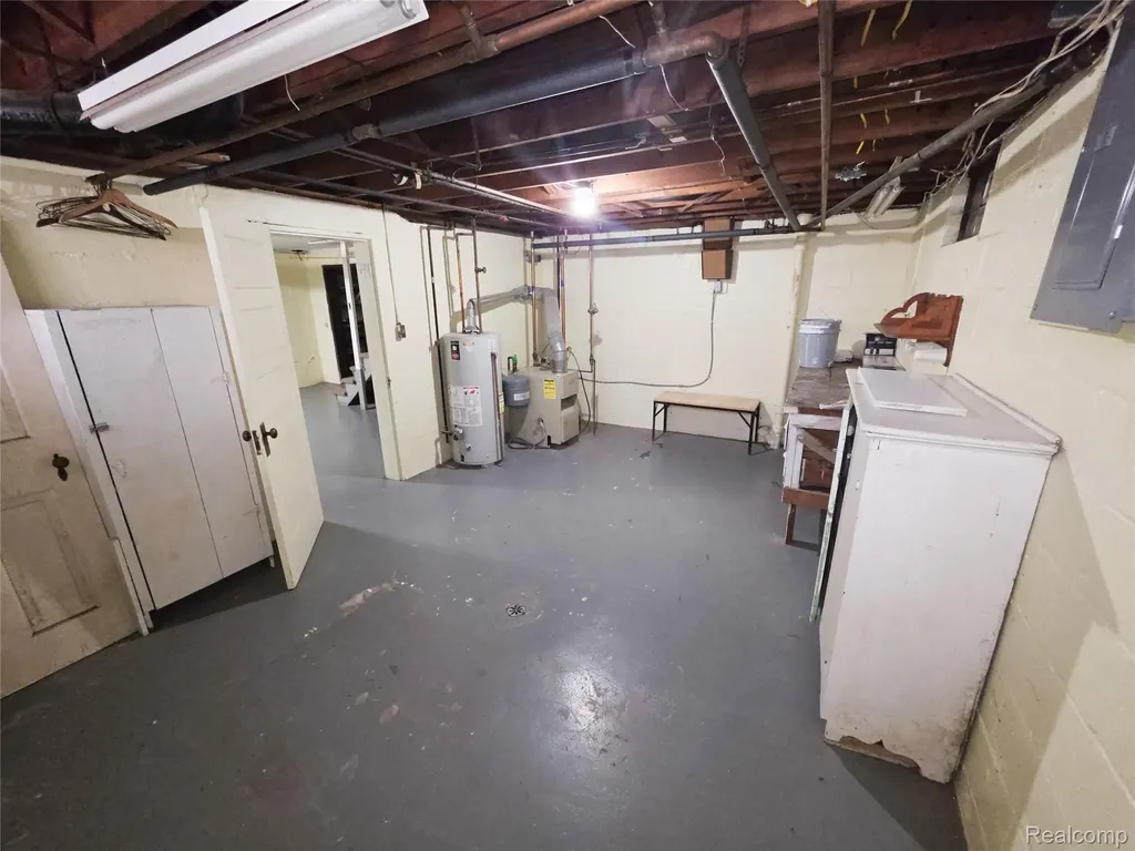 1333 Court Street Port Huron City MI 48060