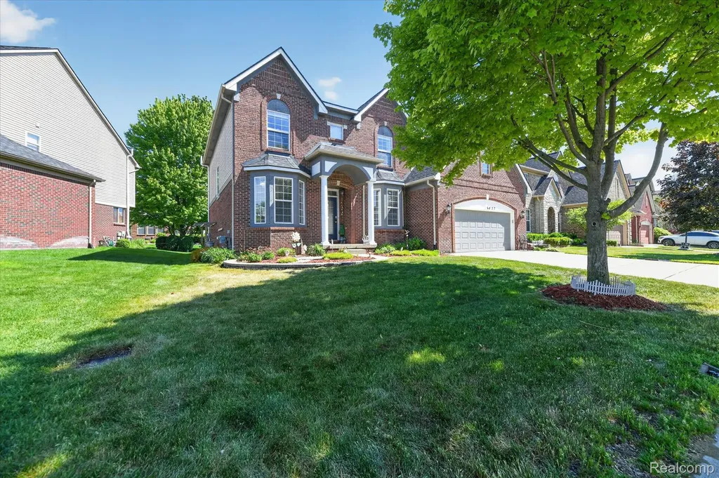 6827 Blackwell Shelby Charter Township MI 48317