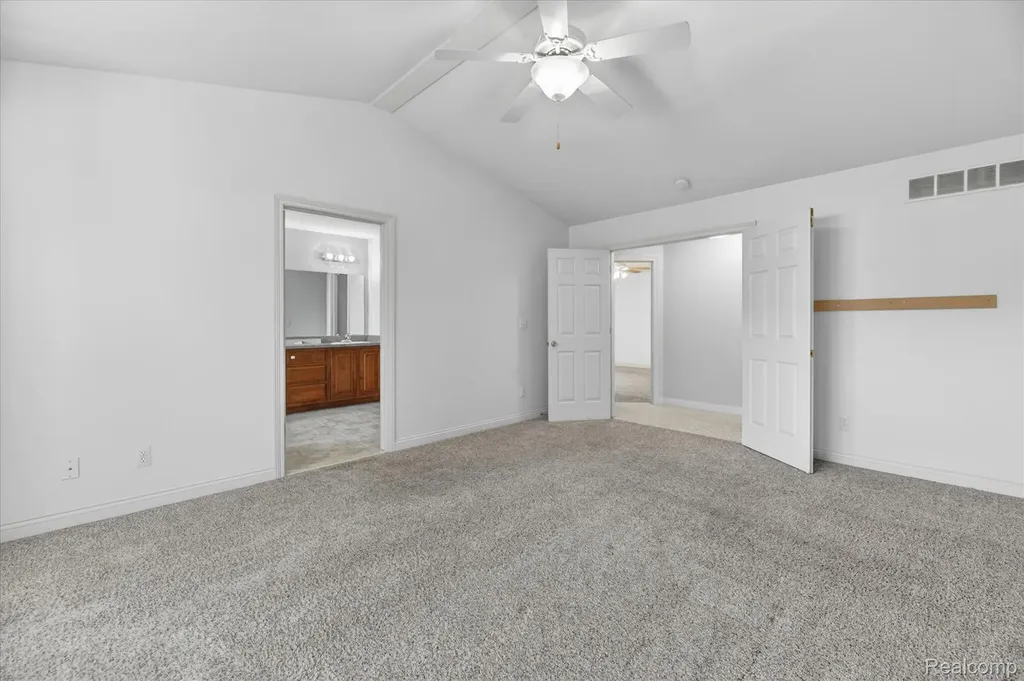 6827 Blackwell Shelby Charter Township MI 48317