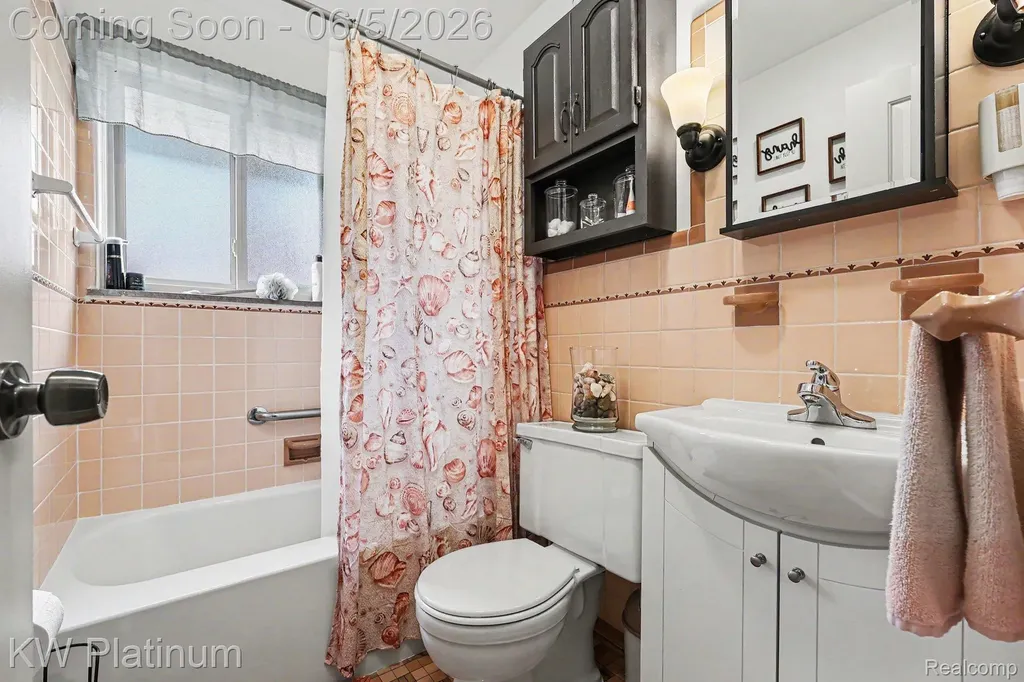 50895 Taylor Street New Baltimore City MI 48047