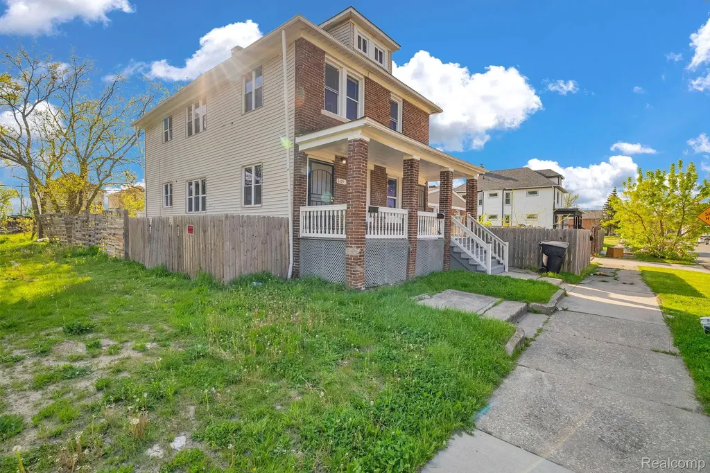 6423 Hazlett Street Detroit City MI 48210