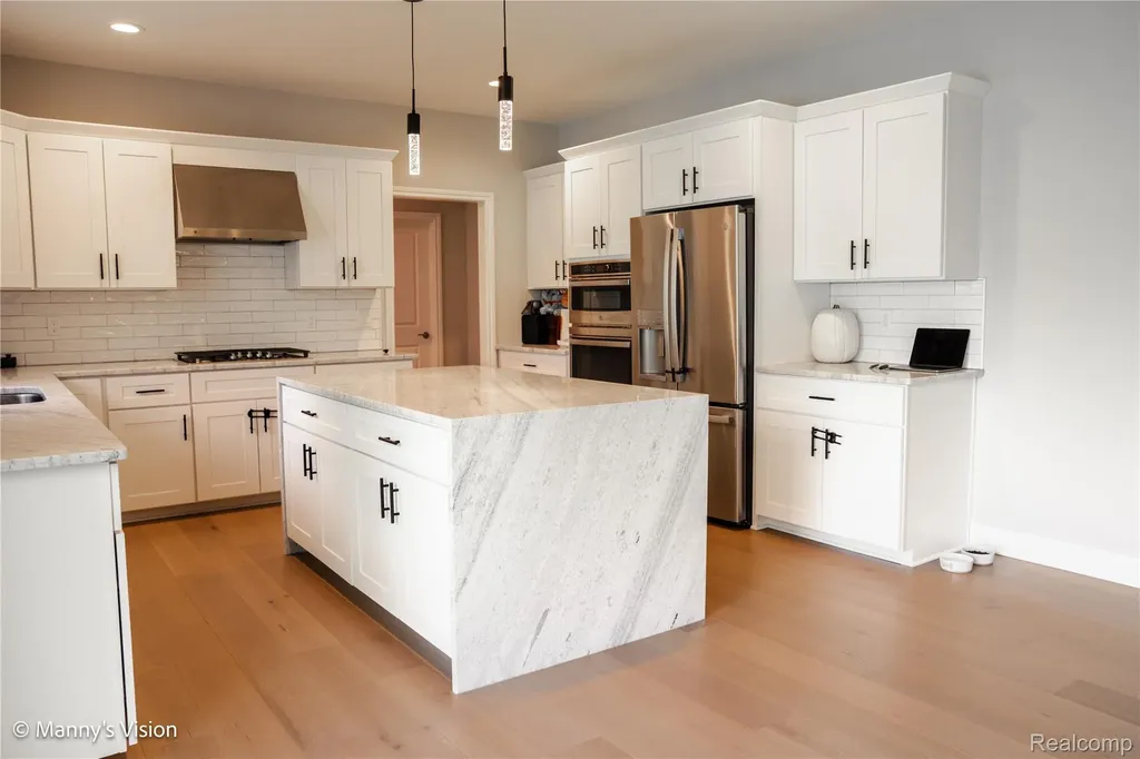 2935 Basil Drive Rochester Hills City MI 48309