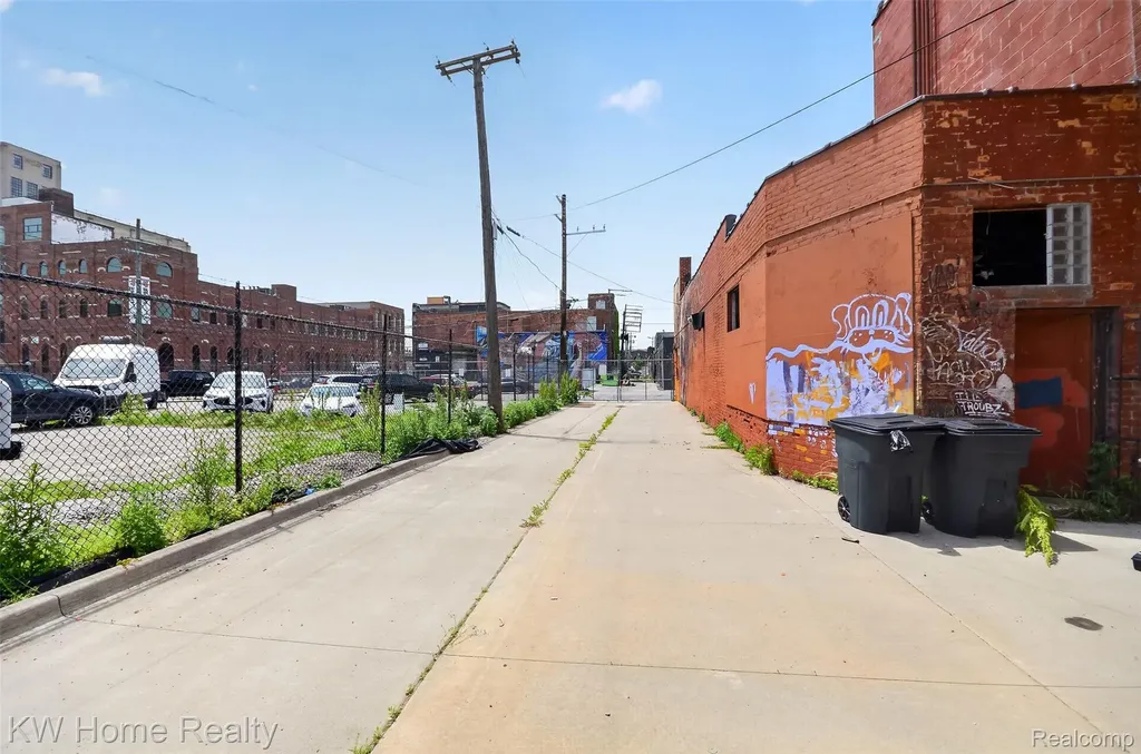 2628 Orleans Street Detroit City MI 48207