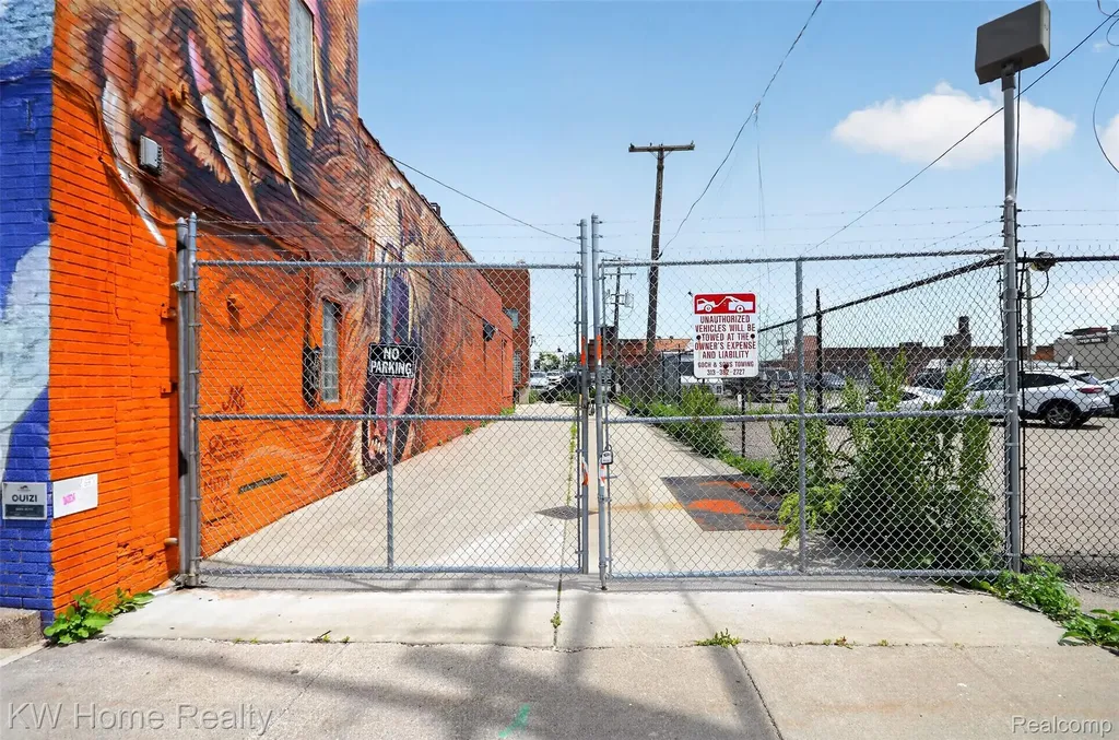 2628 Orleans Street Detroit City MI 48207