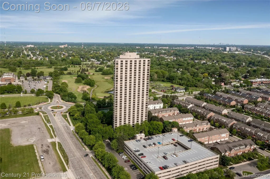 5000 Town Center Southfield City MI 48075