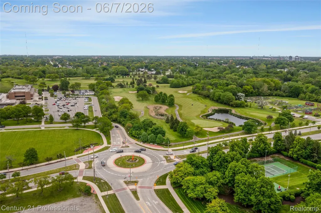 5000 Town Center Southfield City MI 48075