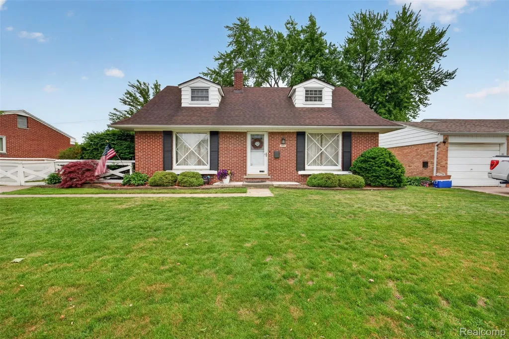 29571 Lori Street Livonia City MI 48154