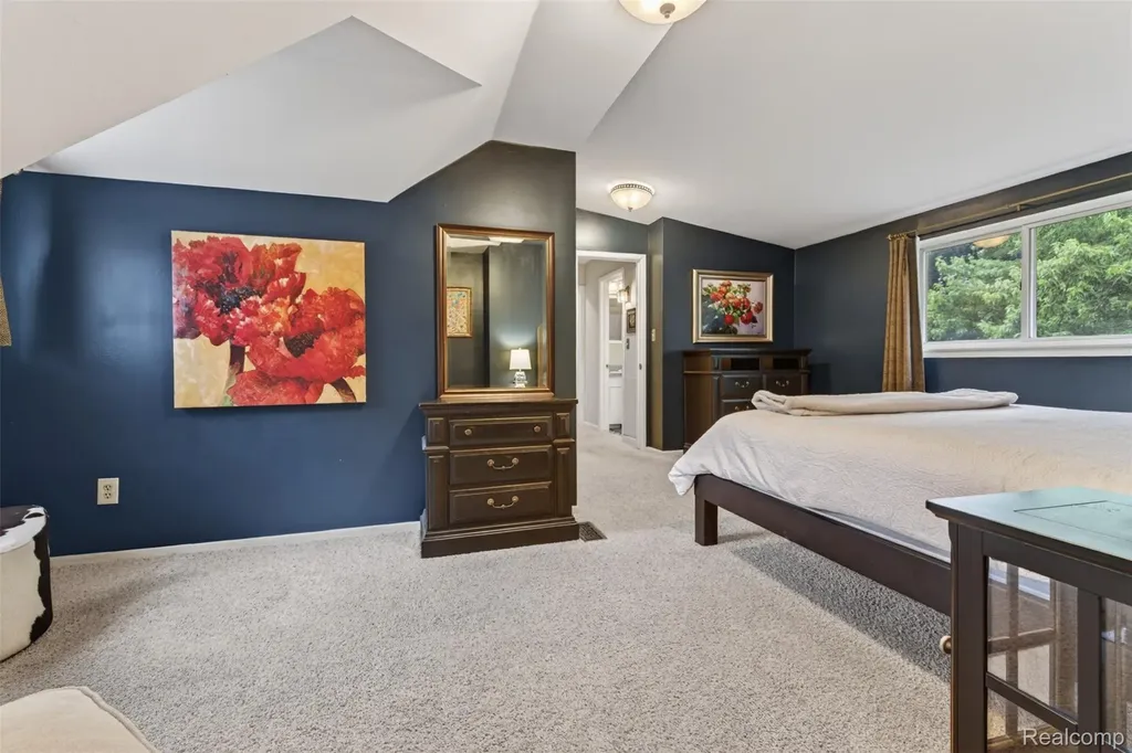 29571 Lori Street Livonia City MI 48154
