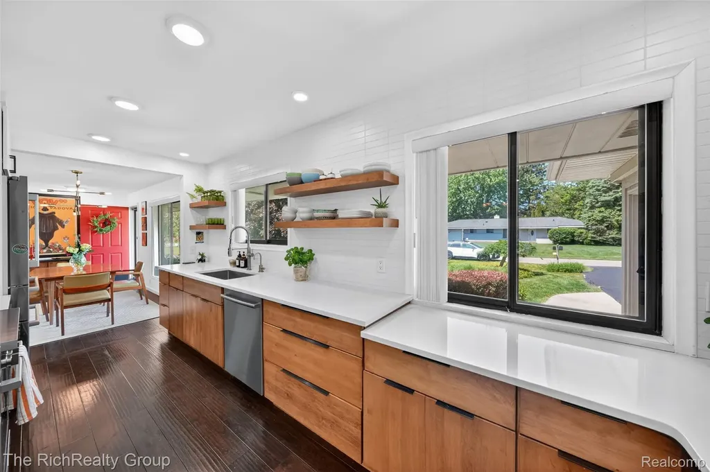 7117 Ward Eagle Drive West Bloomfield Charter Township MI 48322