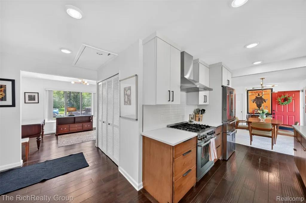 7117 Ward Eagle Drive West Bloomfield Charter Township MI 48322