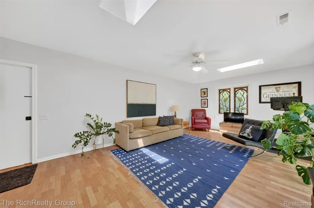 7117 Ward Eagle Drive West Bloomfield Charter Township MI 48322
