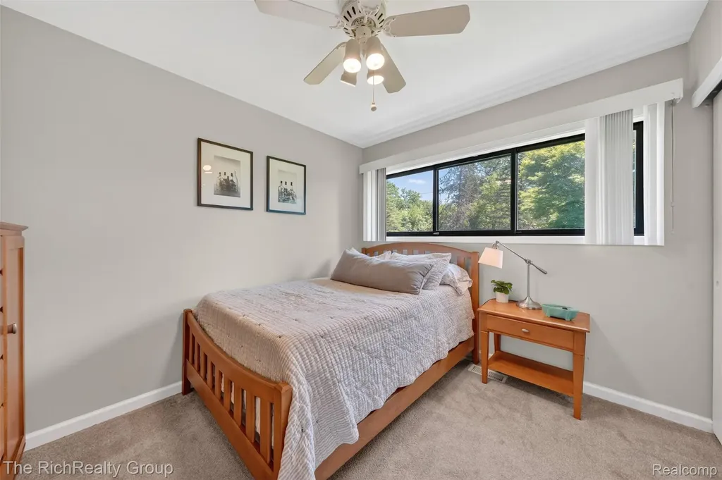 7117 Ward Eagle Drive West Bloomfield Charter Township MI 48322