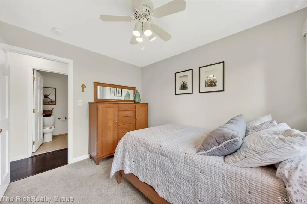 7117 Ward Eagle Drive West Bloomfield Charter Township MI 48322