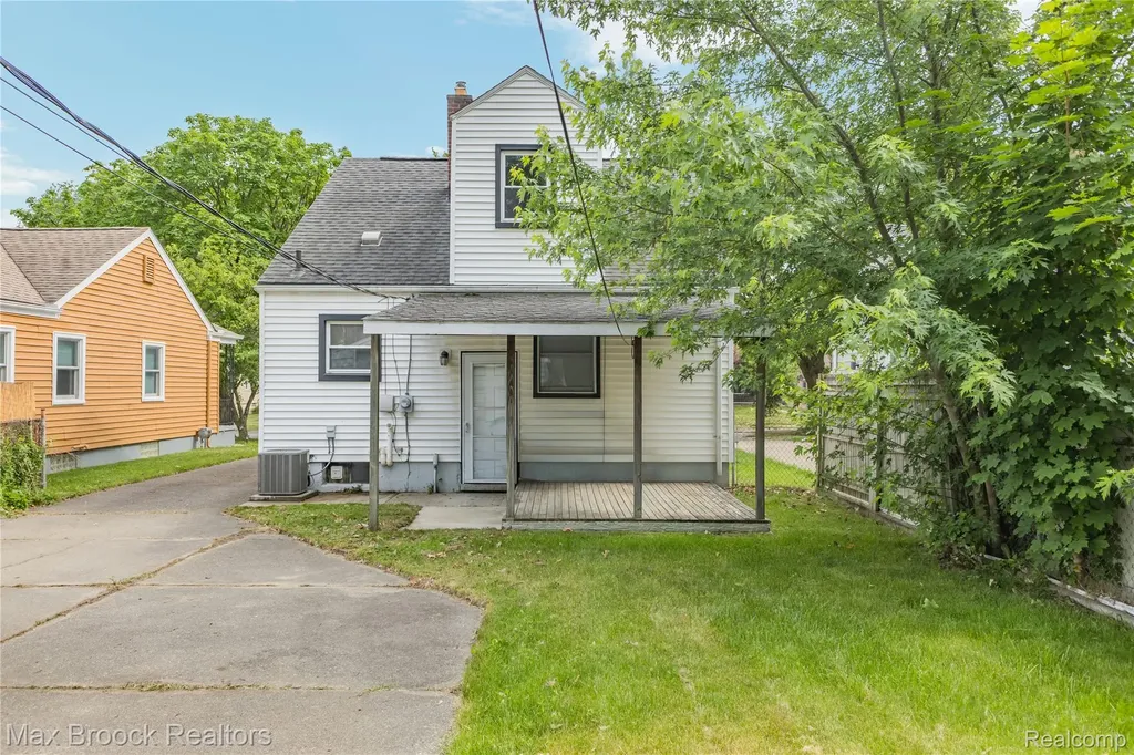 3410 Hunter Avenue Royal Oak City MI 48073