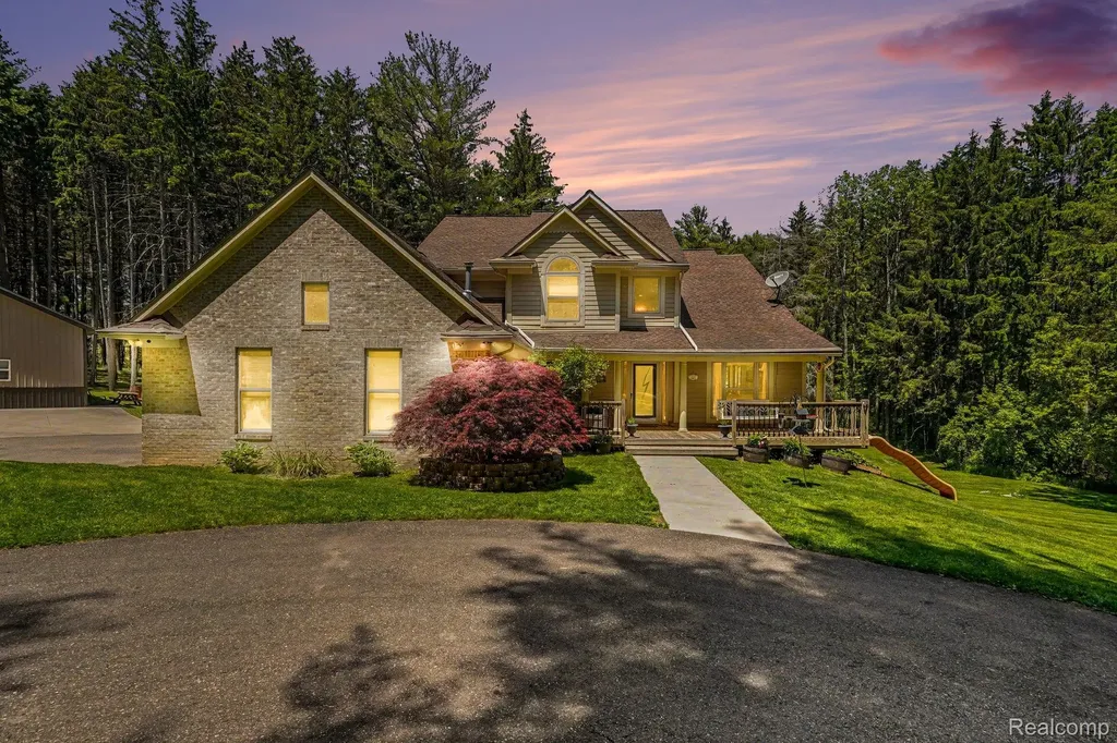 9875 Buckhorn Lake Road Rose Township MI 48442