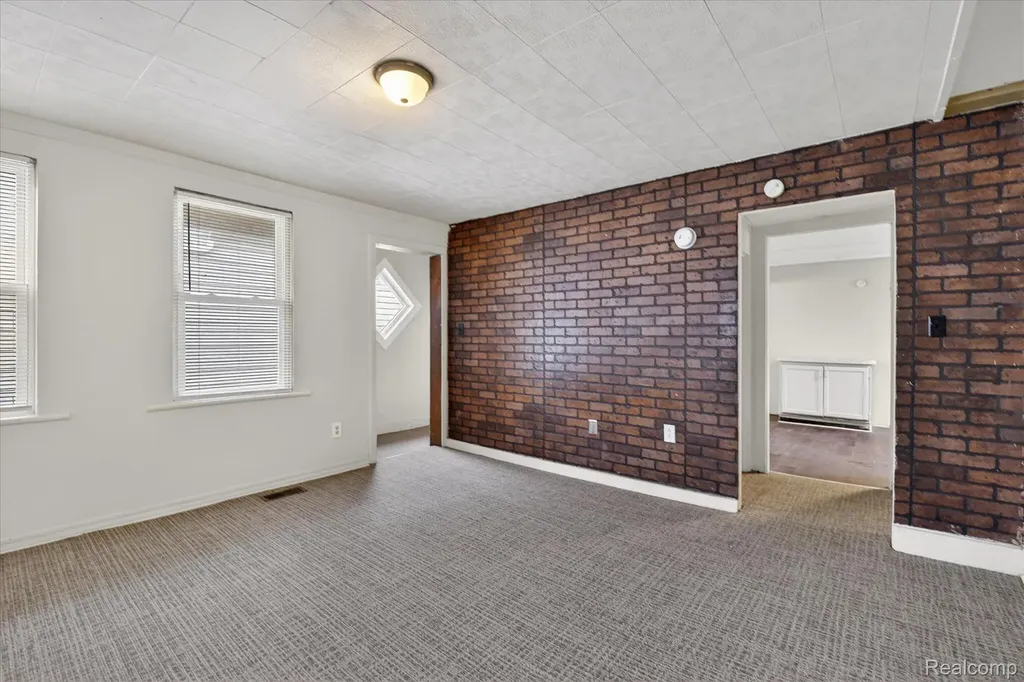 503 E 2nd Street Monroe City MI 48161