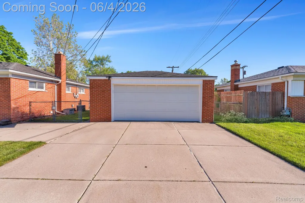 8145 Bailey Street Taylor City MI 48180