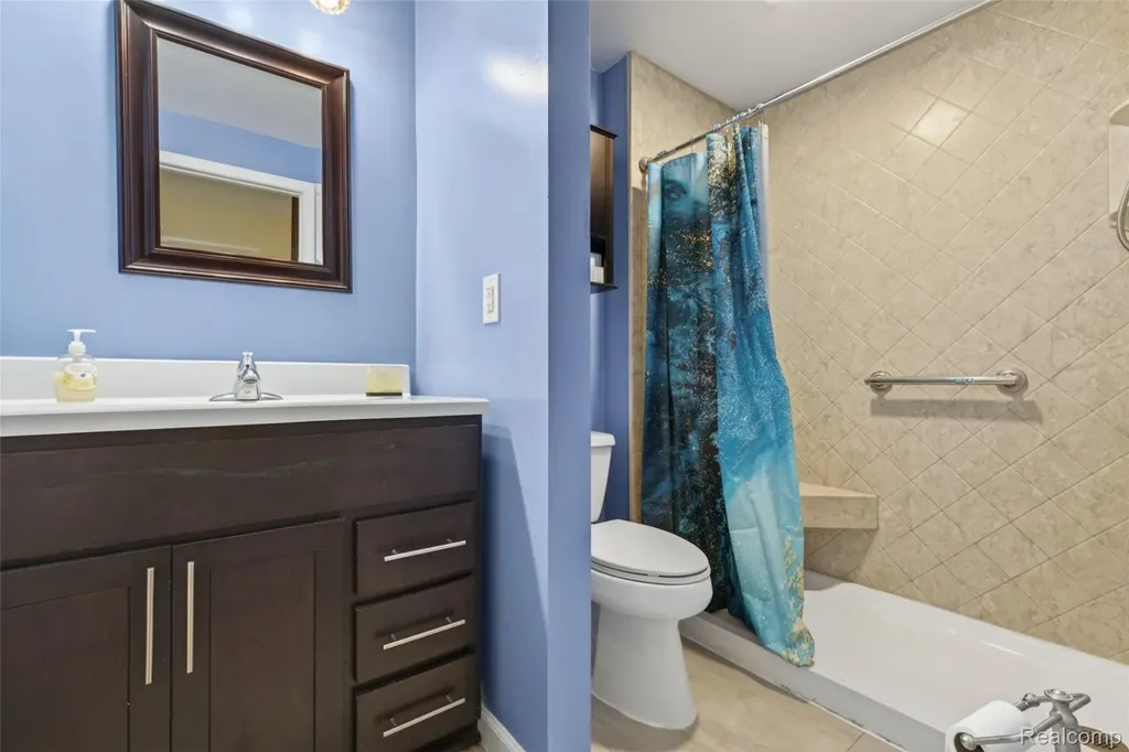 15930 Cumberland Street Riverview City MI 48193