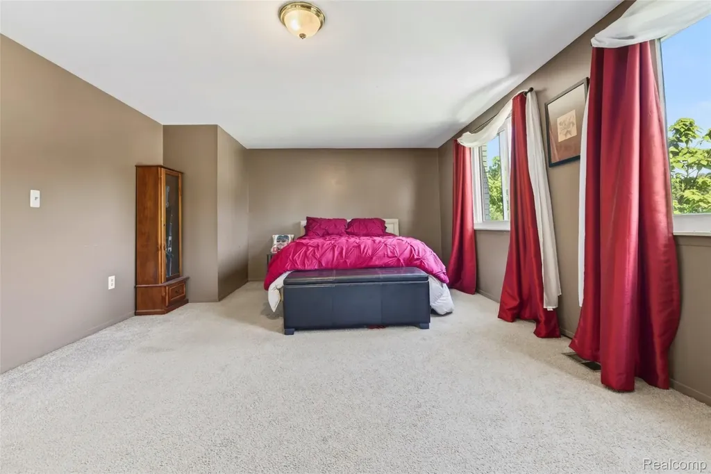 15930 Cumberland Street Riverview City MI 48193