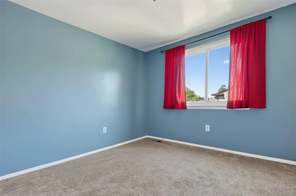 15930 Cumberland Street Riverview City MI 48193