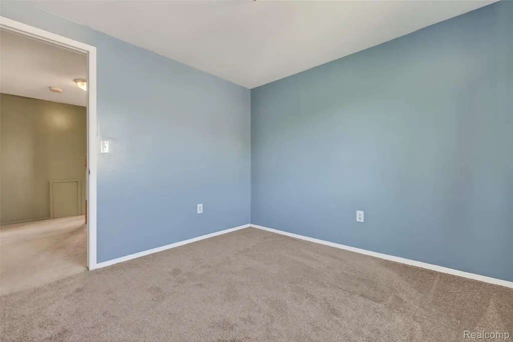 15930 Cumberland Street Riverview City MI 48193