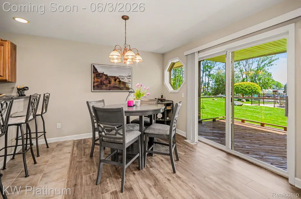 37860 Jefferson Avenue Harrison Charter Township MI 48045
