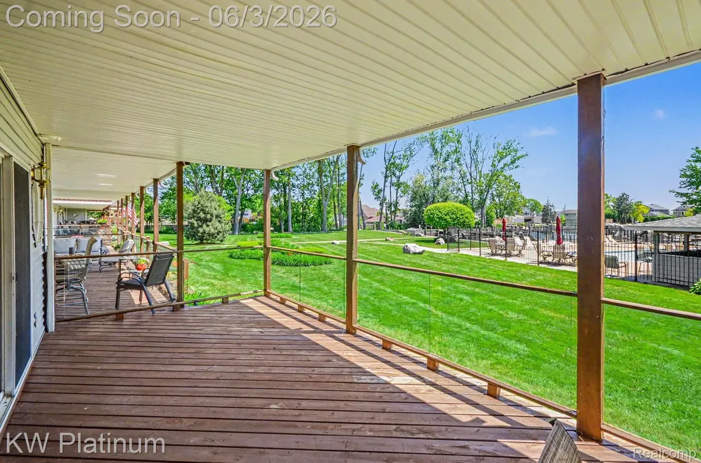 37860 Jefferson Avenue Harrison Charter Township MI 48045