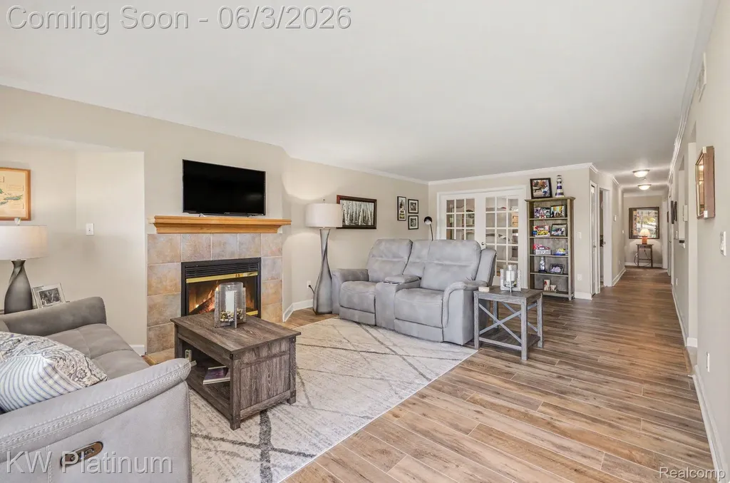 37860 Jefferson Avenue Harrison Charter Township MI 48045