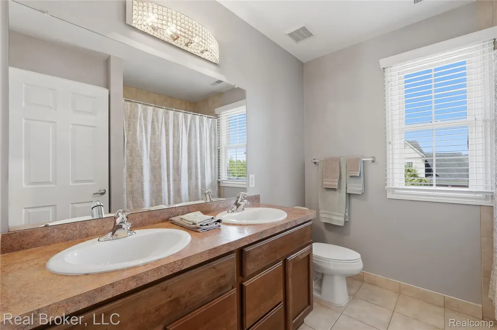 1270 Old Colony Lane Canton Charter Township MI 48187