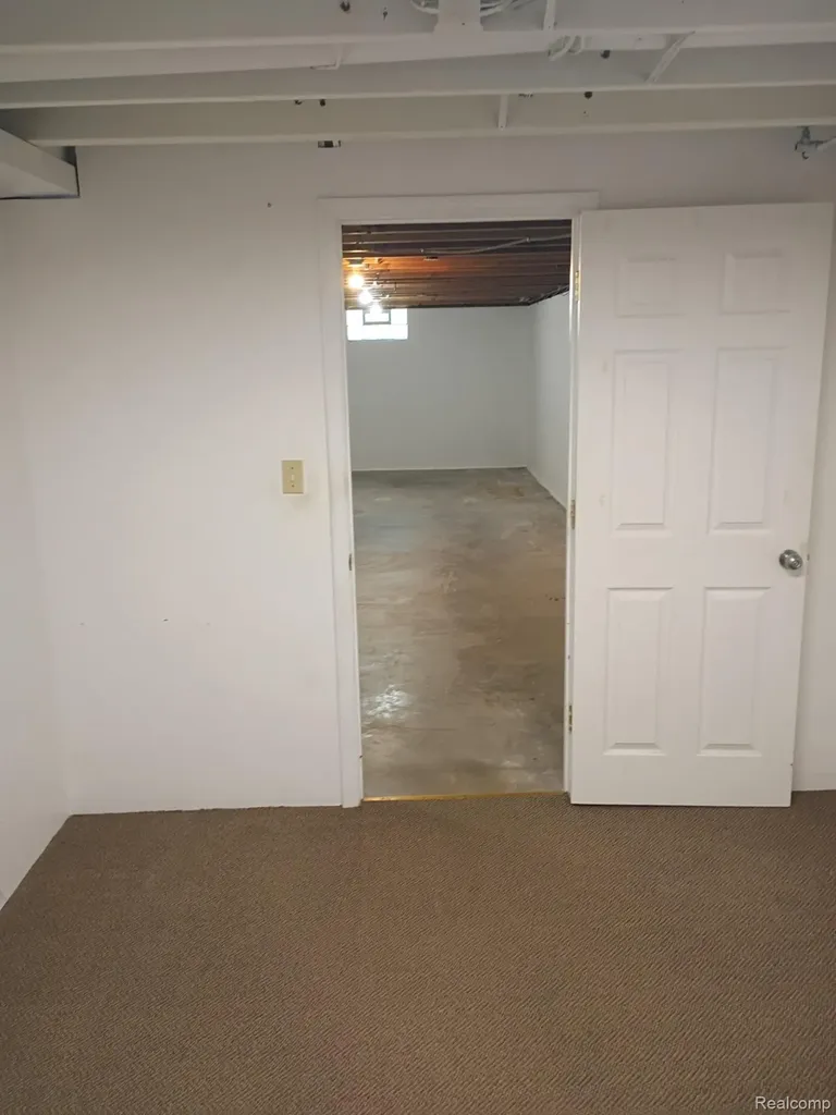9766 Amanda Drive Handy Township MI 48836