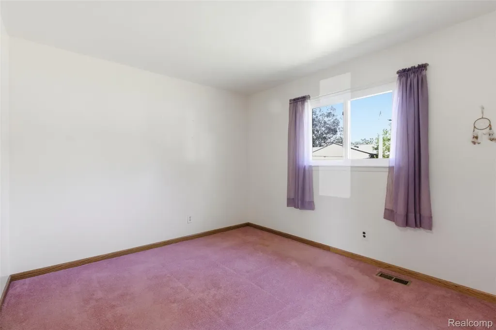 38774 Covington Drive Sterling Heights City MI 48312