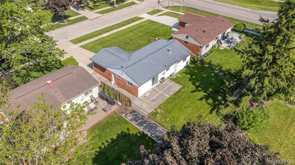 38774 Covington Drive Sterling Heights City MI 48312