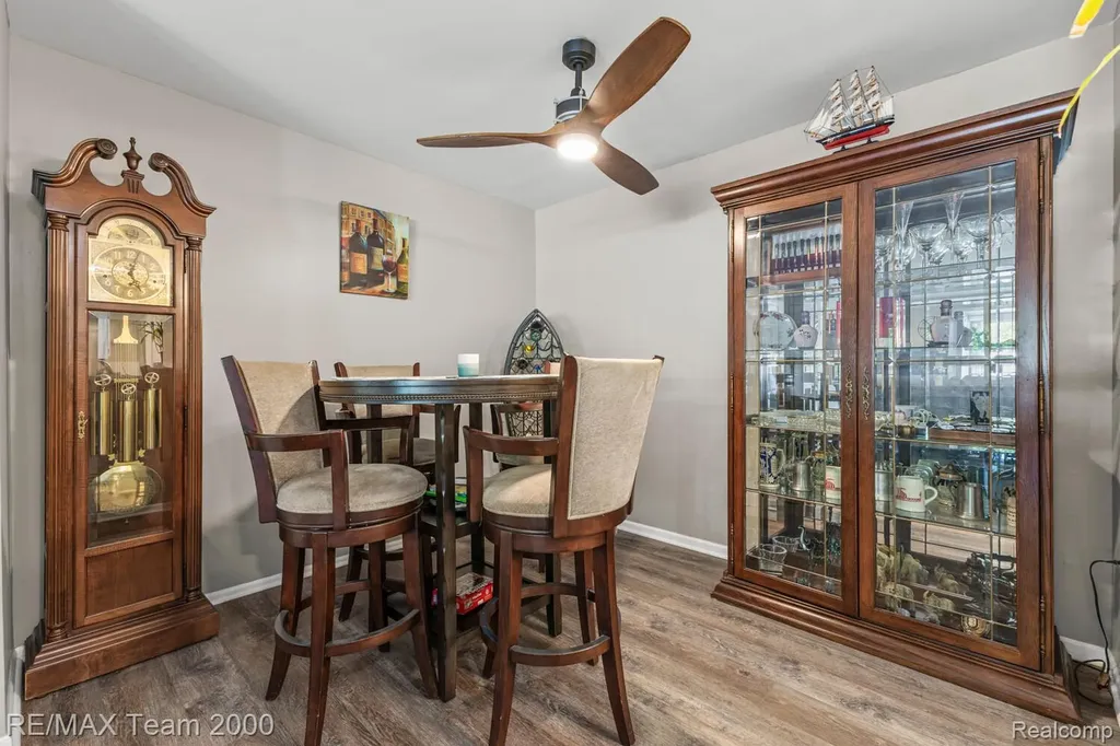 37522 Jefferson Avenue Harrison Charter Township MI 48045
