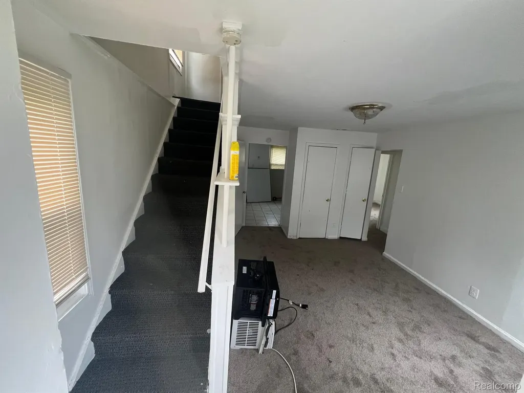 3756 Ash Street Inkster City MI 48141