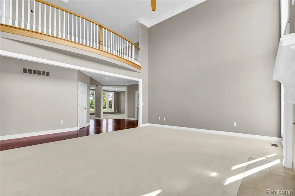 2424 Pebble Beach Drive Oakland Charter Township MI 48363