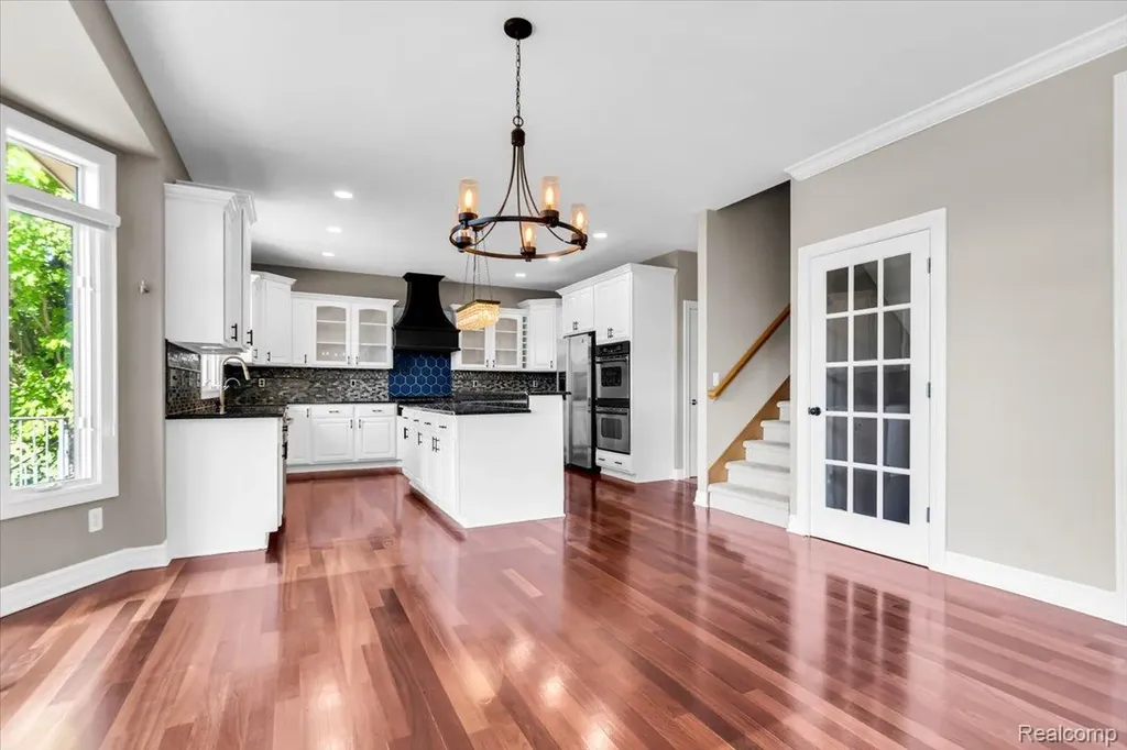 2424 Pebble Beach Drive Oakland Charter Township MI 48363