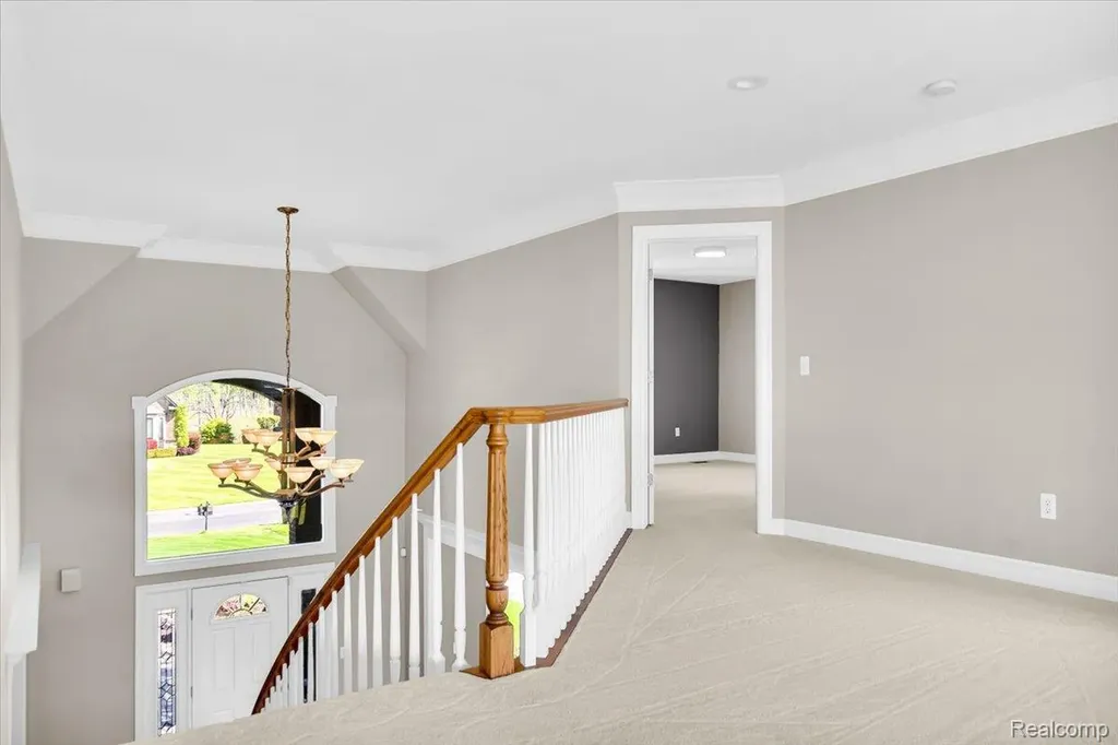 2424 Pebble Beach Drive Oakland Charter Township MI 48363